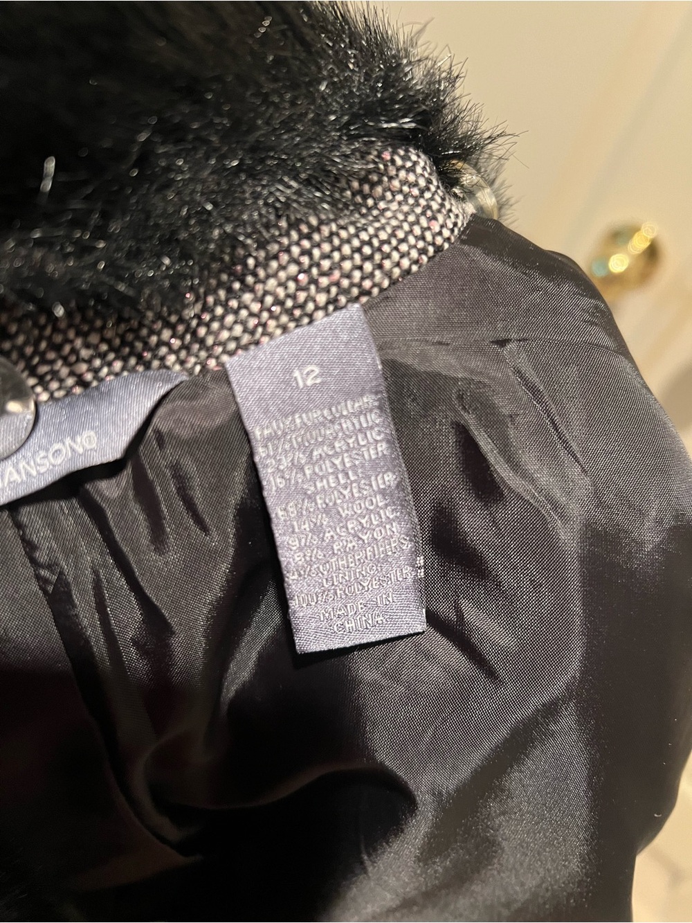 Women's Tweed Jacket with Removable Faux Fur Collar - Picture 9 of 10